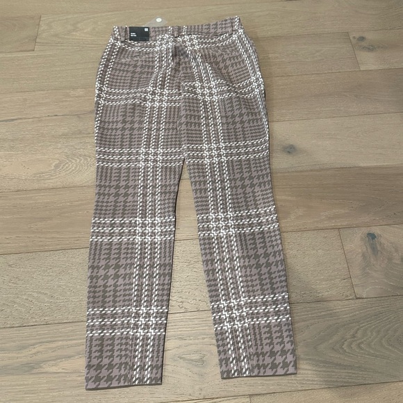 Express mid rise houndstooth plaid skinny pant - Picture 7 of 7